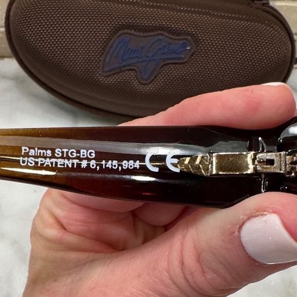 Maui Jim Palms Super Thin Glass Chocolate Polarized Wrap Sunglasses with Case - Picture 5 of 16